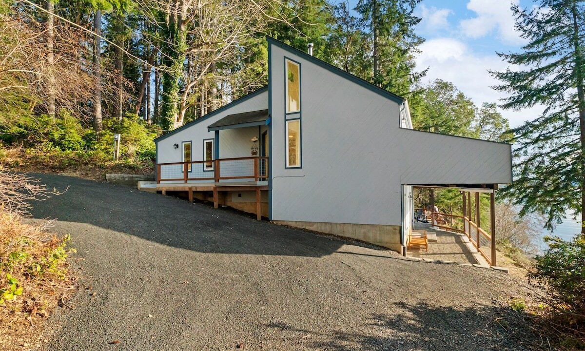 Photo of Outdoor in Olympia