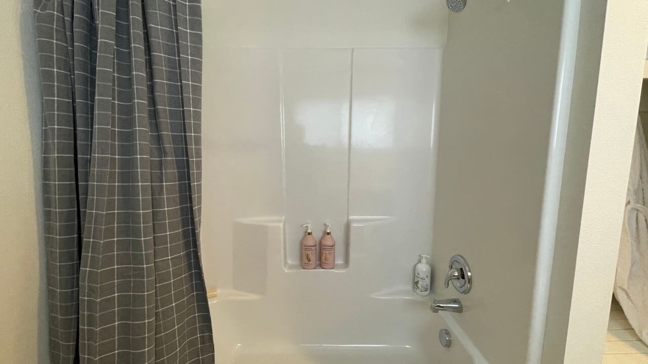 Photo of Bathroom in Mossyrock