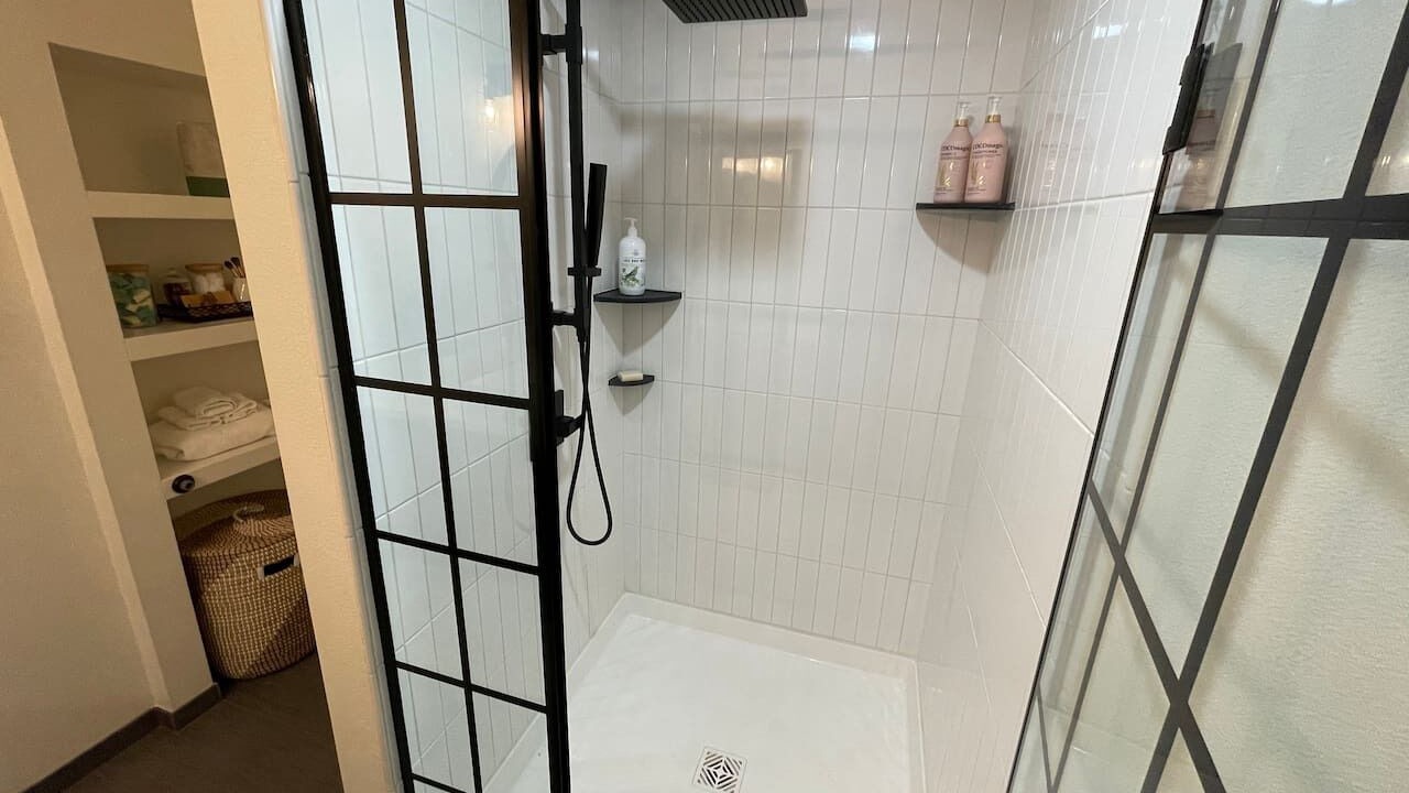 Photo of Bathroom in Mossyrock