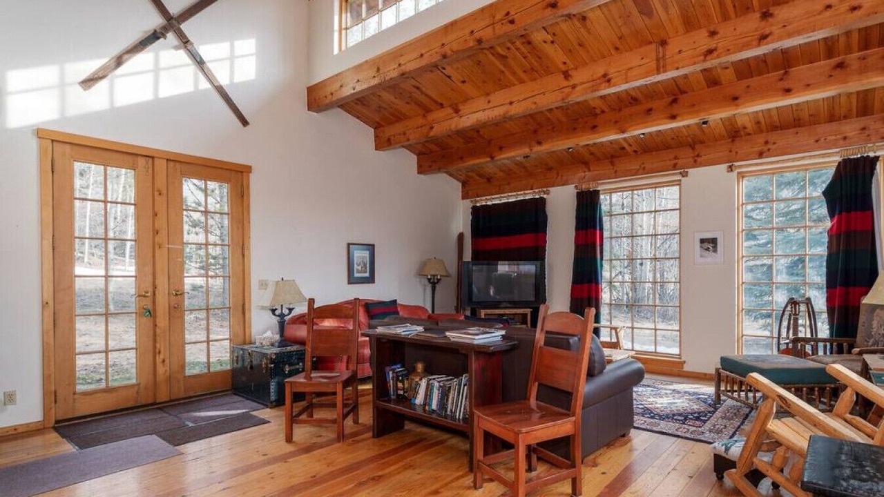 Photo of Bedroom in Victor
