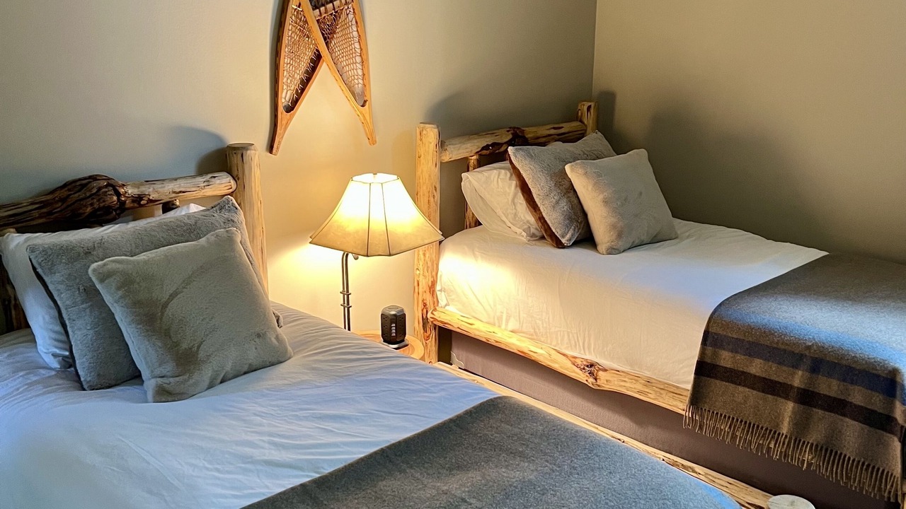 Photo of Bedroom in Overlook Park