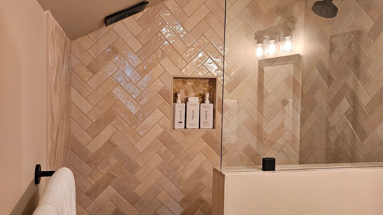 Photo of Bathroom in Overlook Park