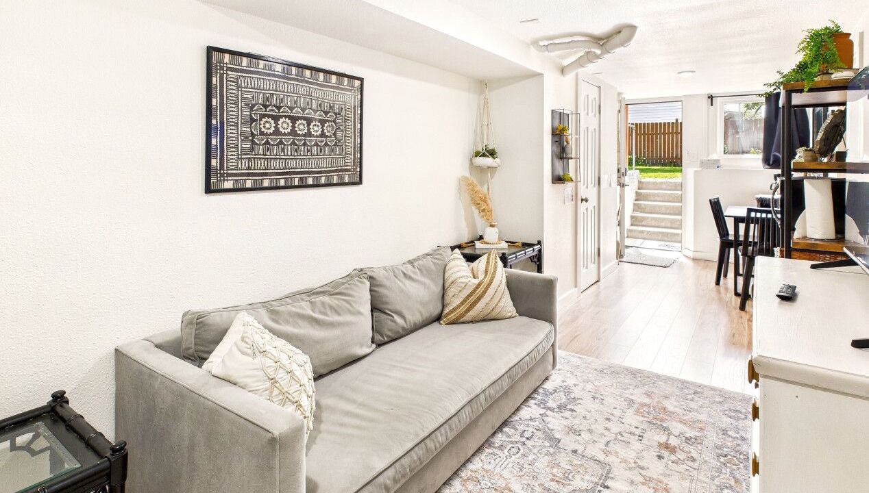 Photo of Livingroom in Albany