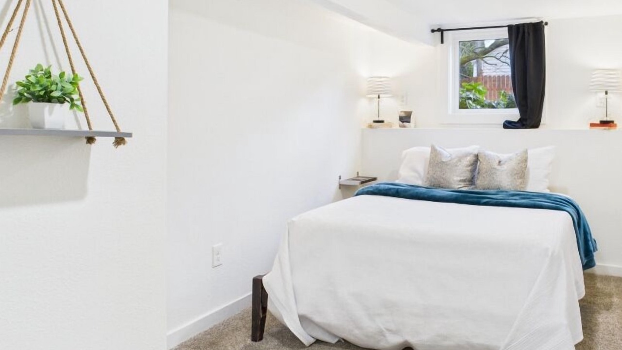 Photo of Bedroom in Albany