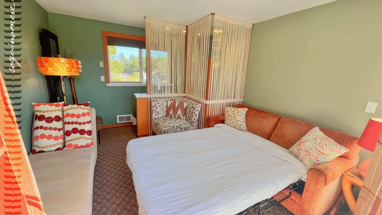Photo of Bedroom in Ocean Shores