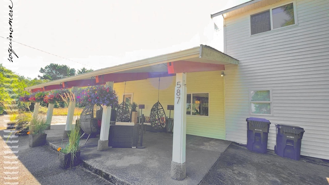 Photo of Patio Balcony in Ocean Shores