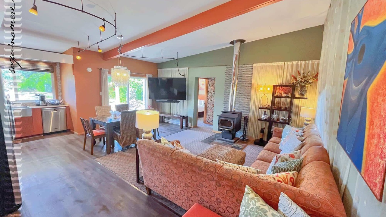 Photo of Livingroom in Ocean Shores