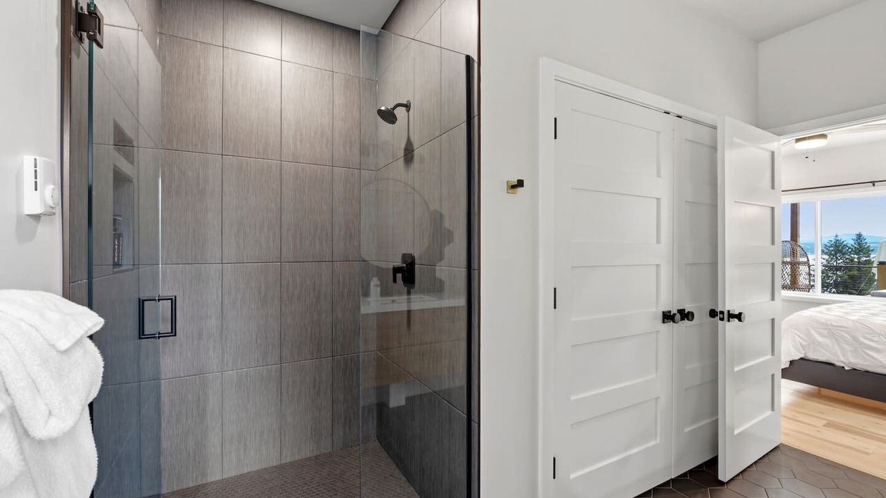 Photo of Bathroom in Worley