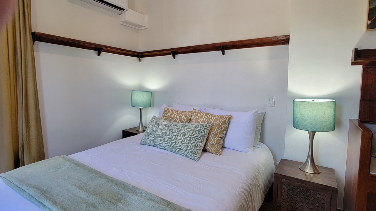 Photo of Bedroom in North End