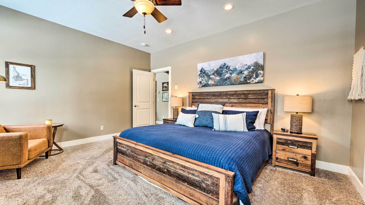 Photo of Bedroom in Fir Grove Estates