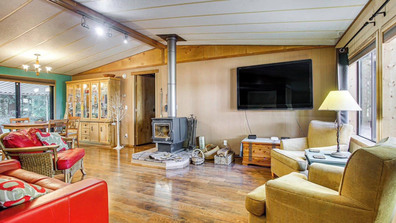 Photo of Livingroom in Adelma Beach