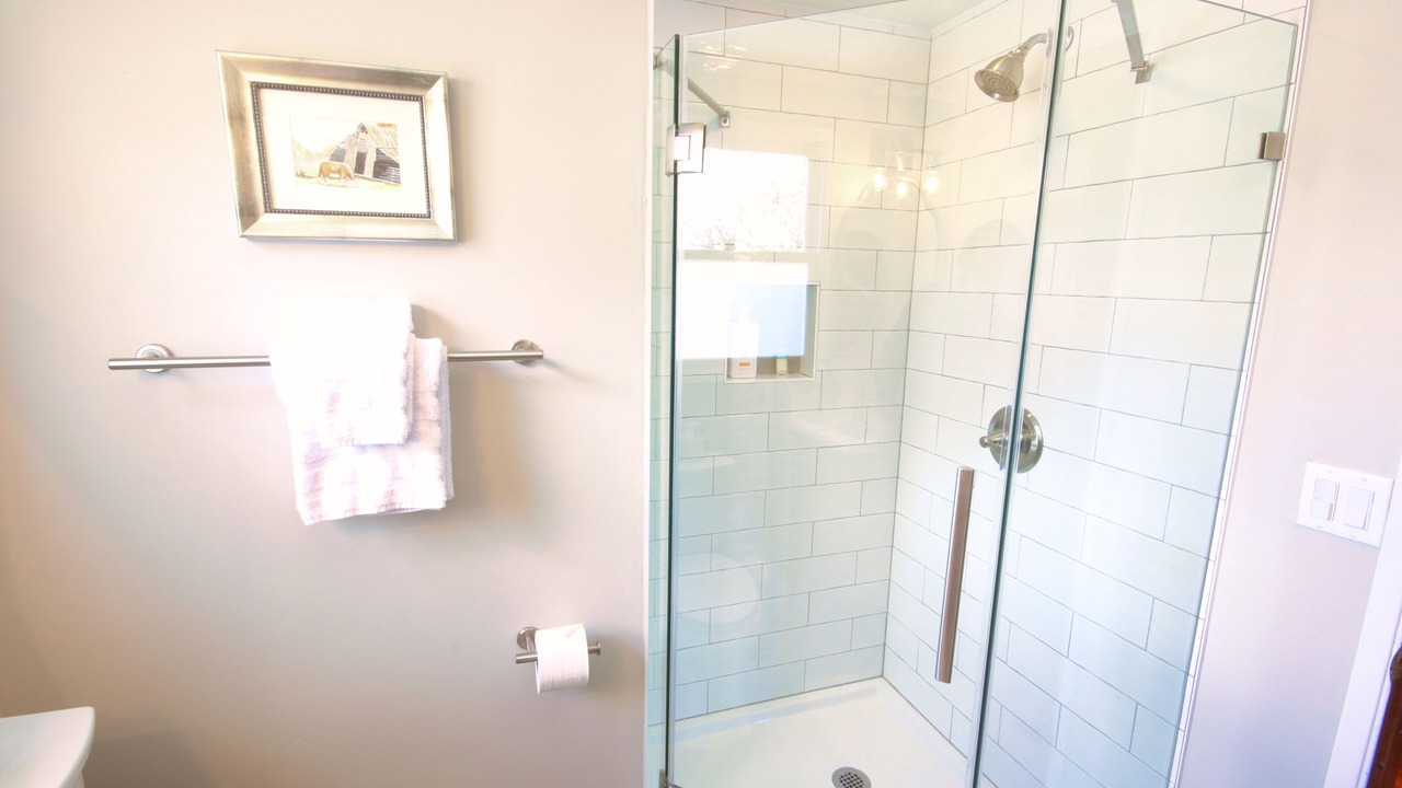 Photo of Bathroom in West Woodland
