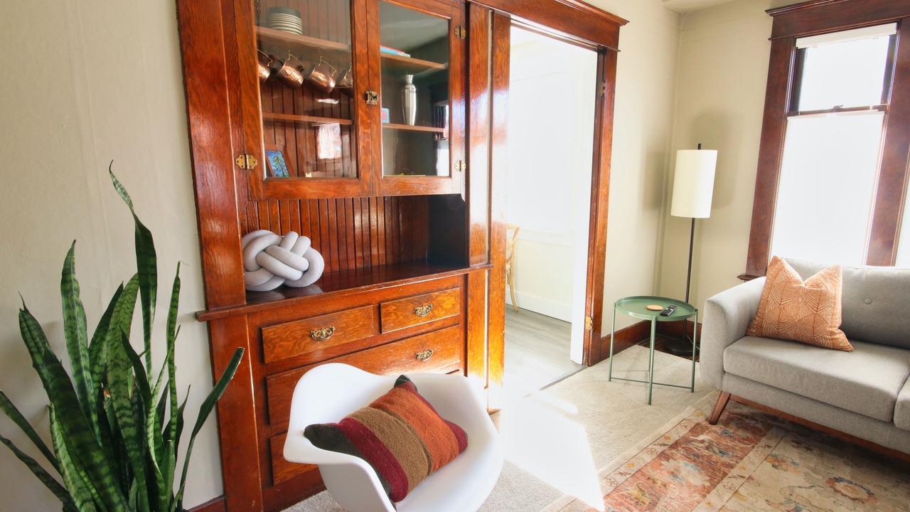 Photo of Livingroom in West Woodland
