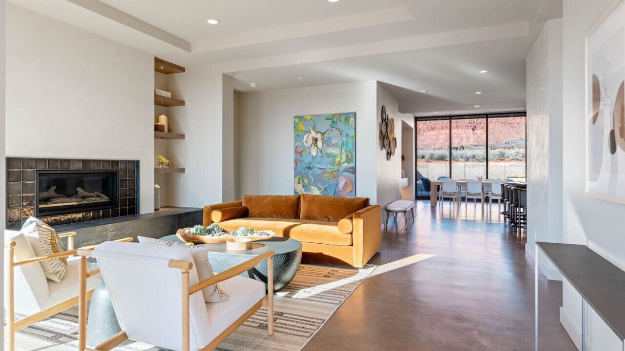 Photo of Livingroom in Ivins