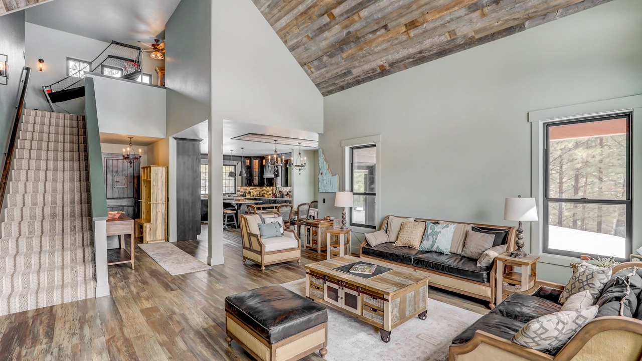 Photo of Bedroom in Cascade