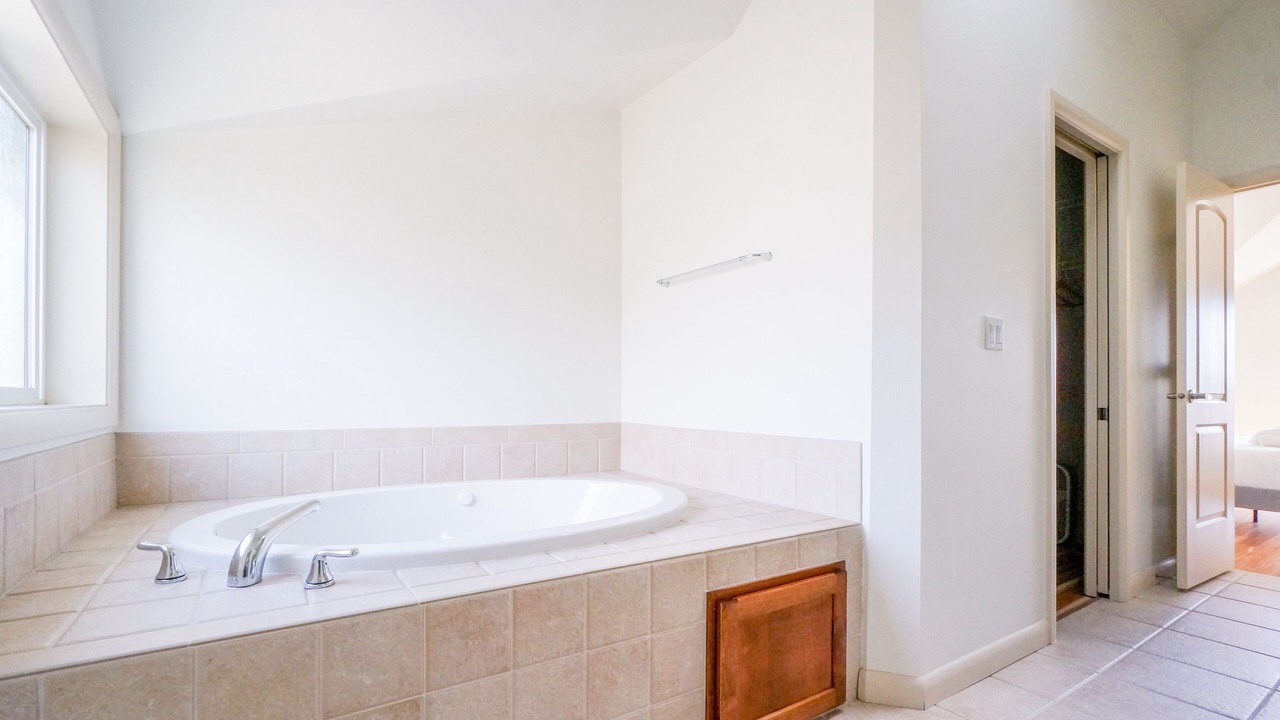 Photo of Bathroom in East Queen Anne
