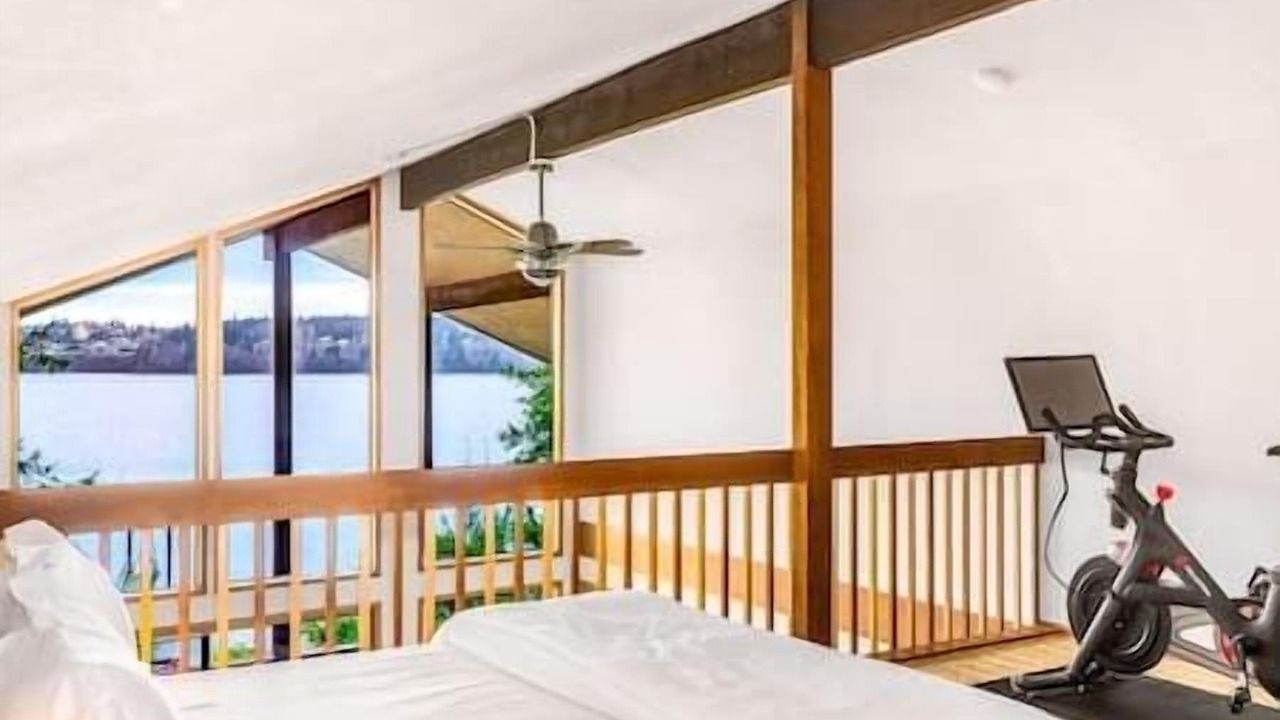 Photo of Bedroom in Freeland