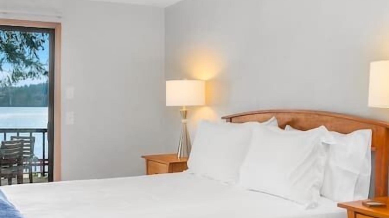 Photo of Bedroom in Freeland