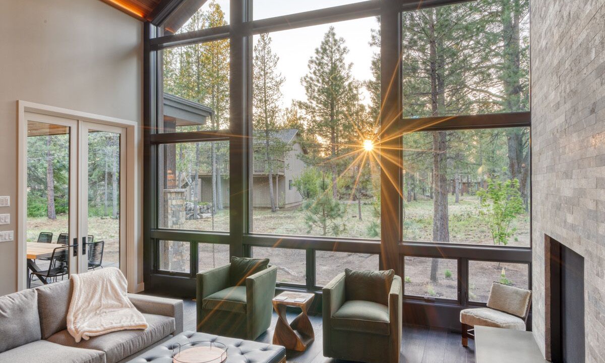 Photo of Livingroom in Sunriver