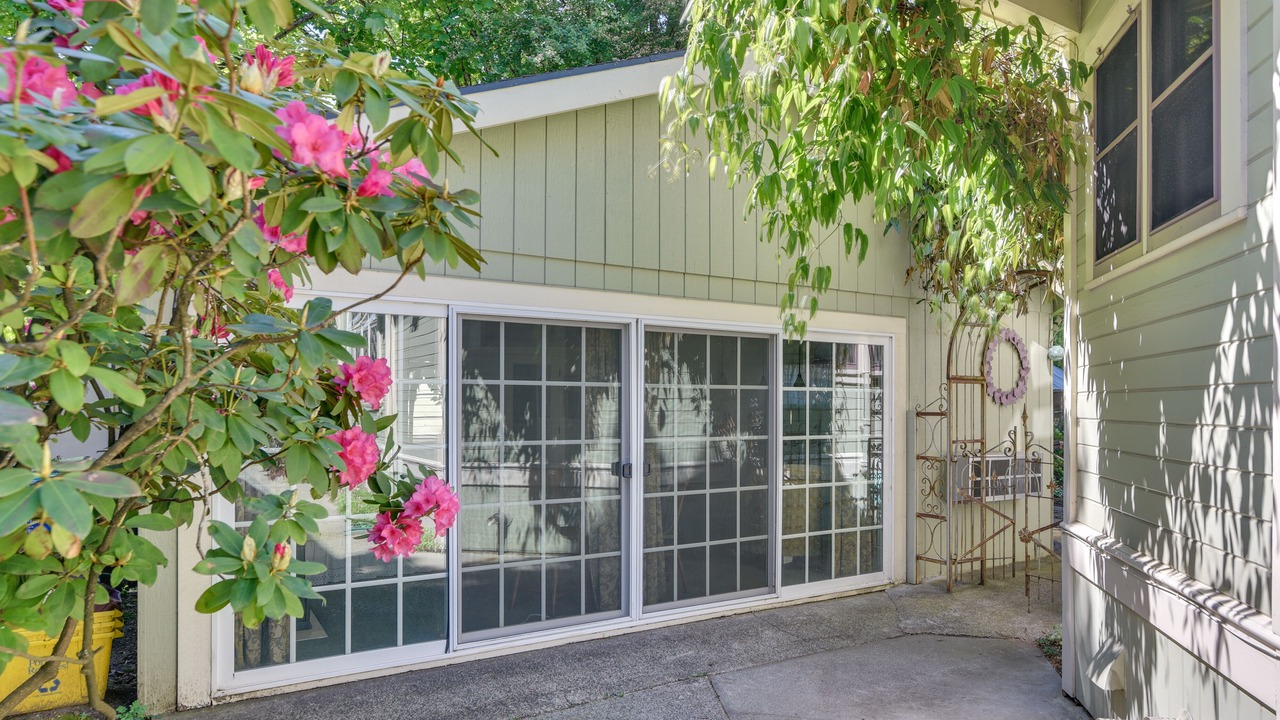 Photo of Outdoor in Irvington