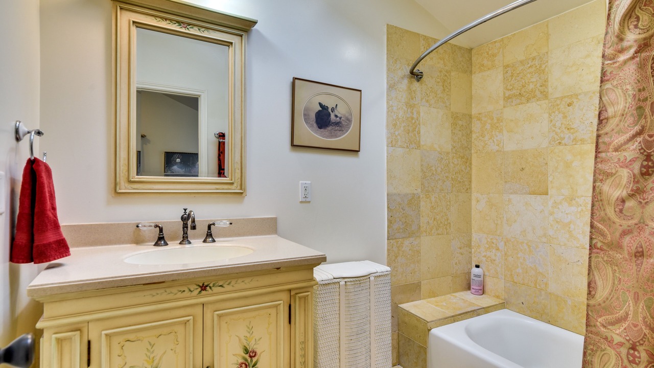 Photo of Bathroom in Irvington