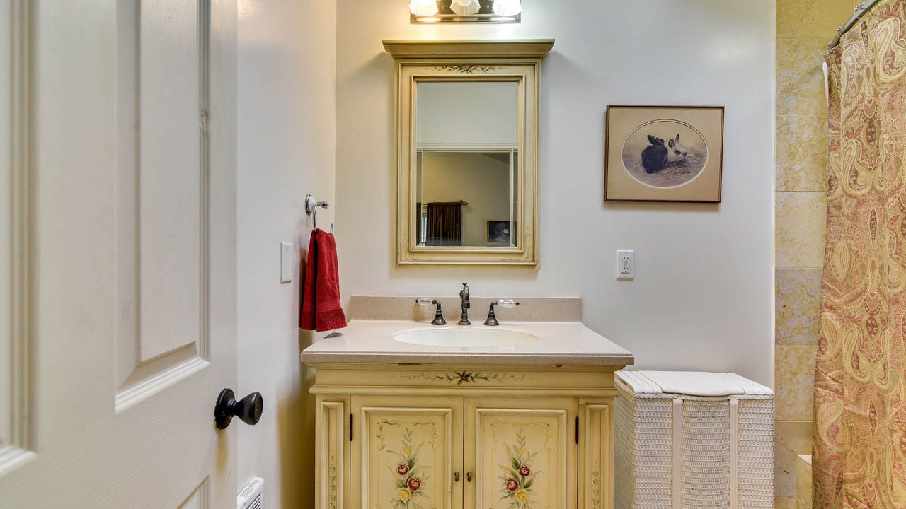 Photo of Bathroom in Irvington
