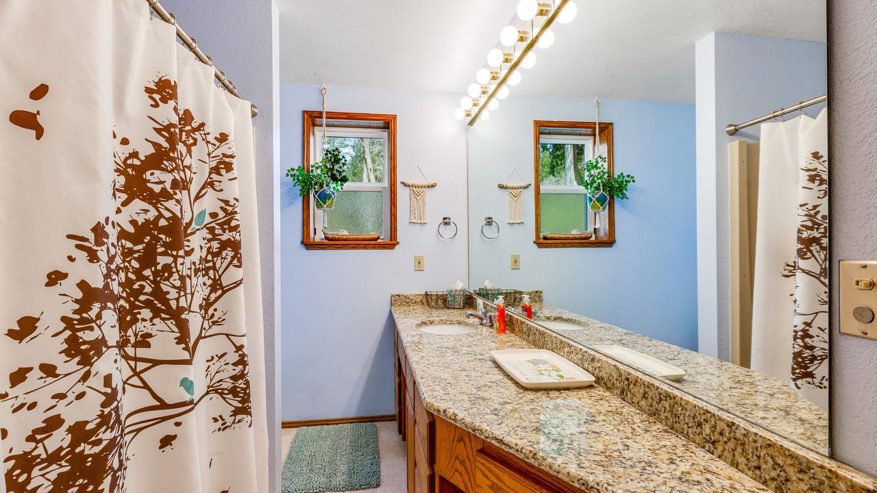 Photo of Bathroom in Clinton