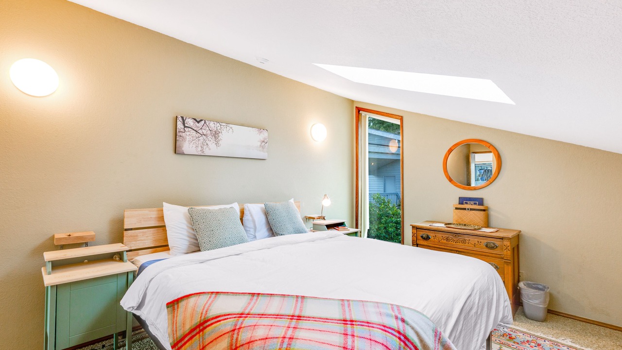 Photo of Bedroom in Clinton