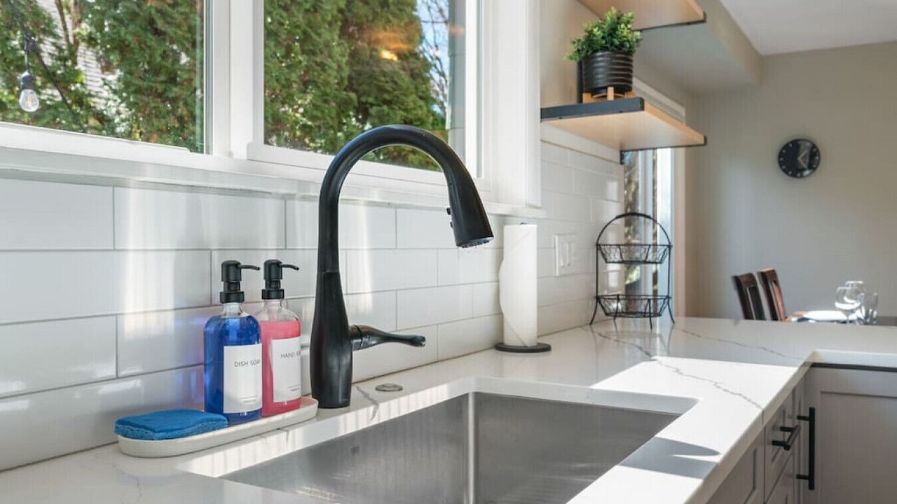 Photo of Kitchen in Green Lake