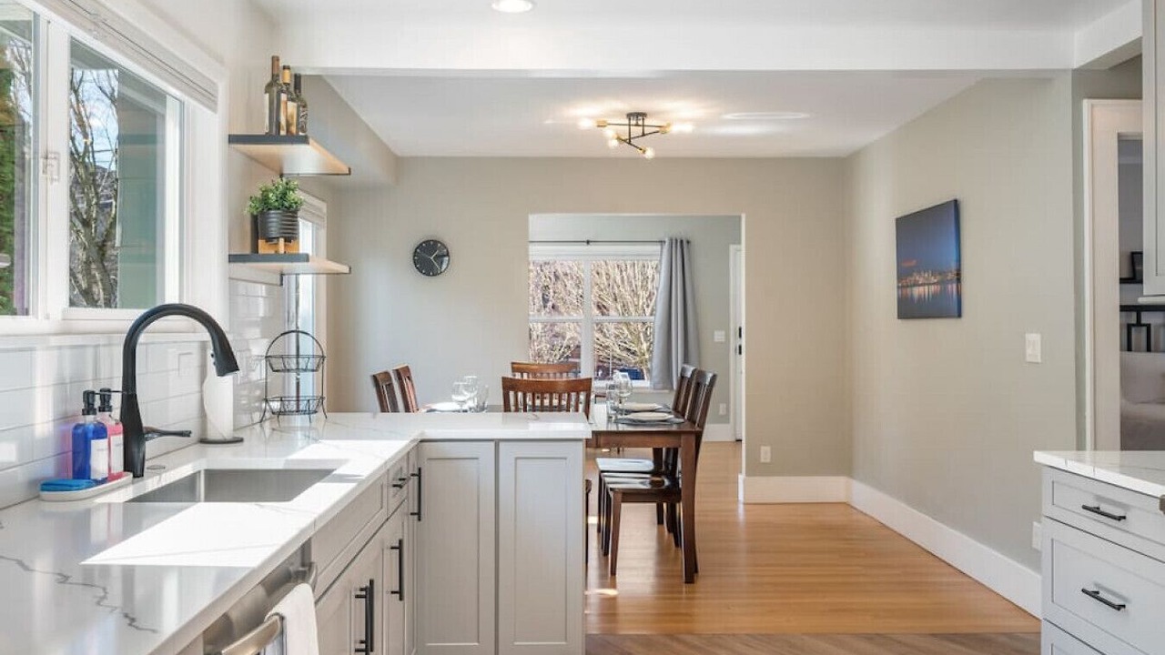 Photo of Kitchen in Green Lake