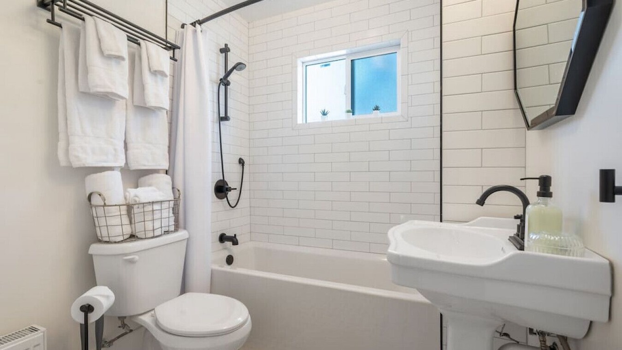 Photo of Bathroom in Green Lake