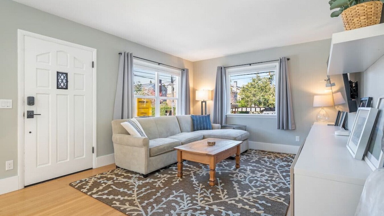 Photo of Livingroom in Green Lake