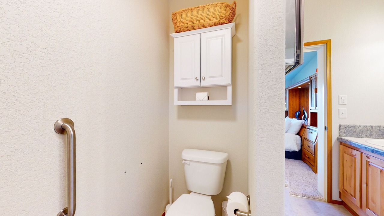 Photo of Bathroom in Union