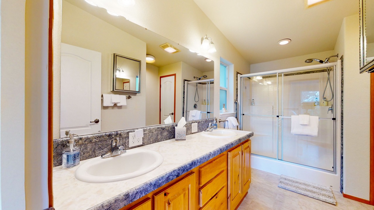 Photo of Bathroom in Union