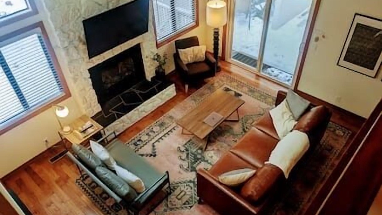 Photo of Livingroom in Sunriver