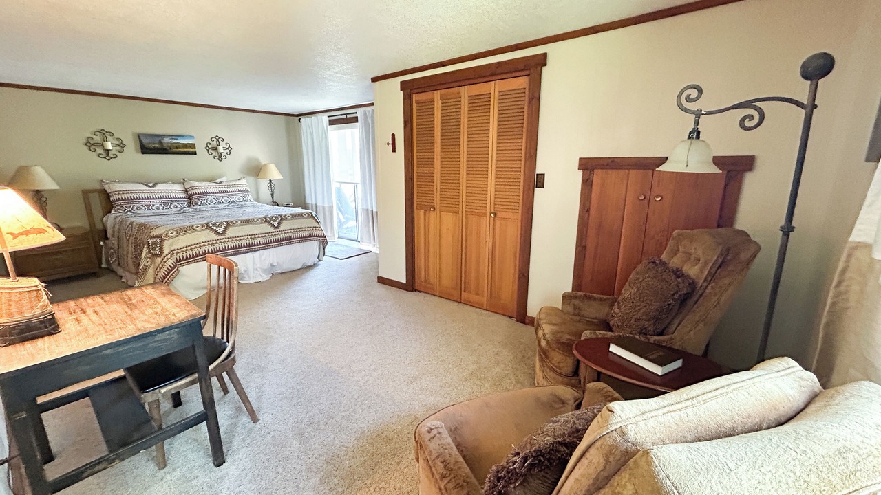 Photo of Bedroom in Adams County