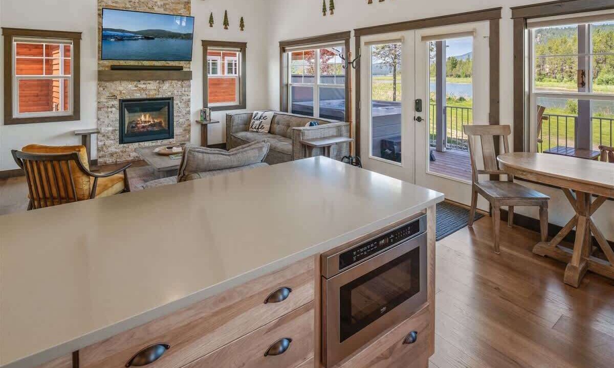 Photo of Livingroom in Dover Bay