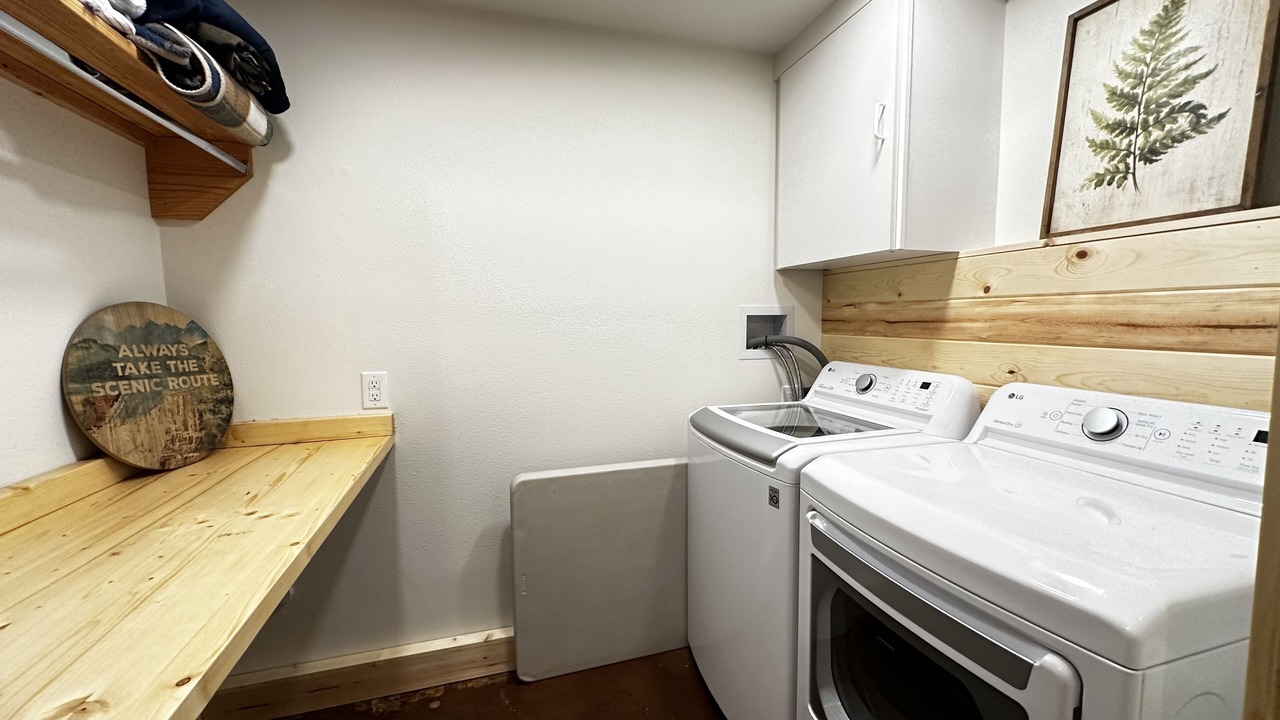 Photo of Bedroom in Garden Valley