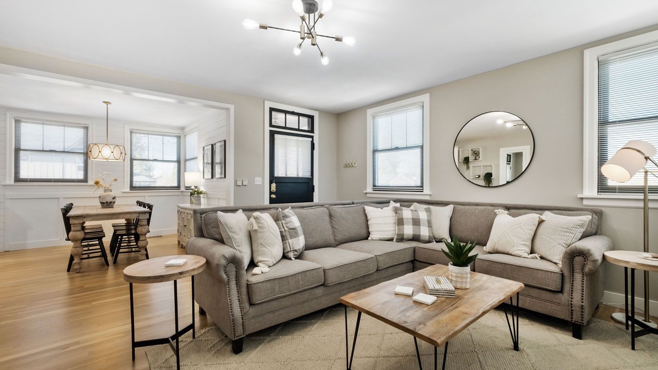 Photo of Livingroom in Buckley