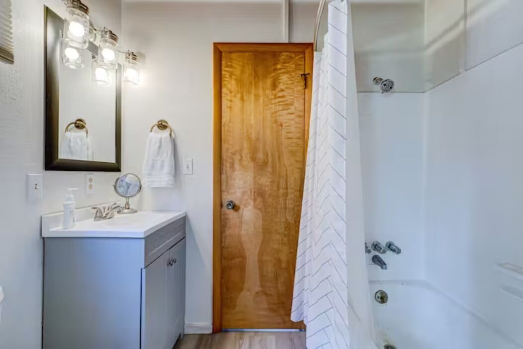 Photo of Bathroom in Garden Valley