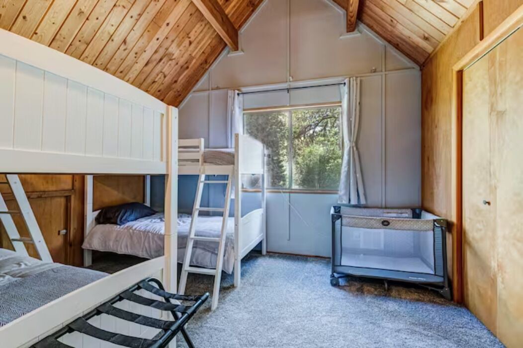 Photo of Bedroom in Garden Valley