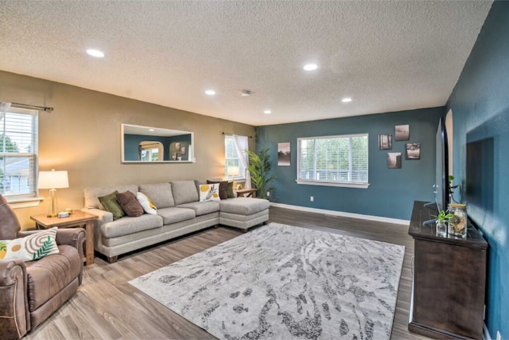 Photo of Livingroom in North End