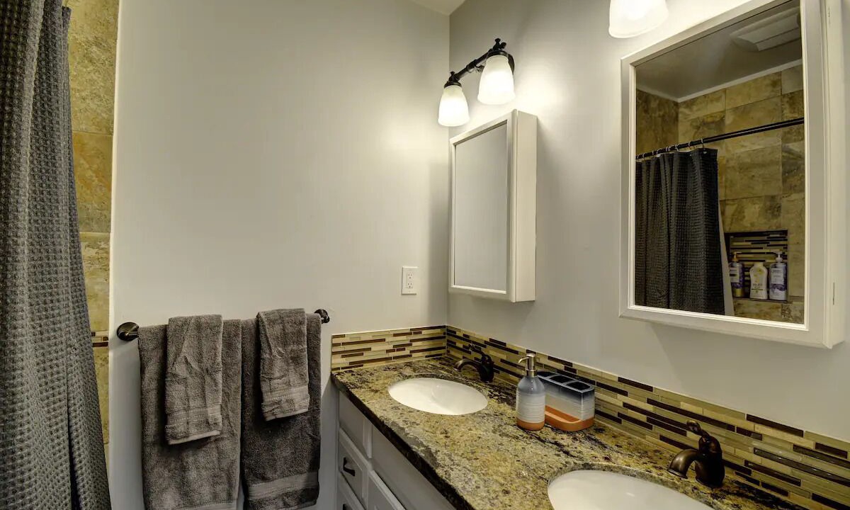 Photo of Bathroom in West End