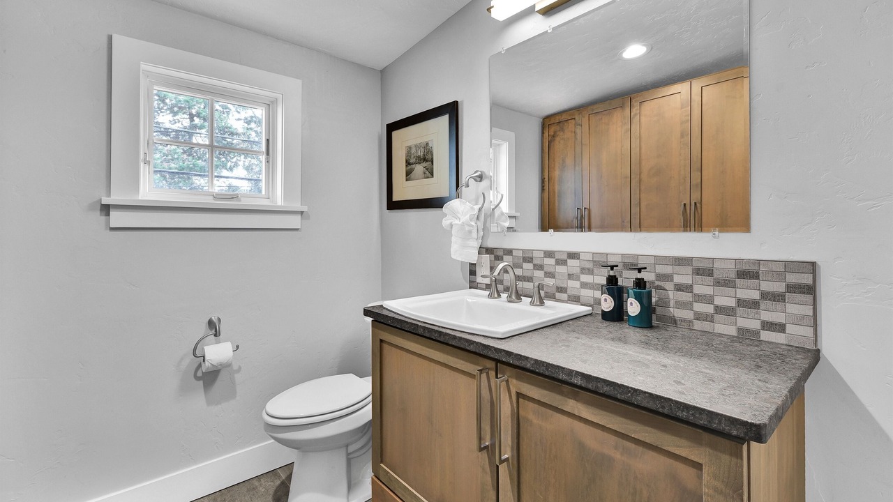 Photo of Bathroom in North End