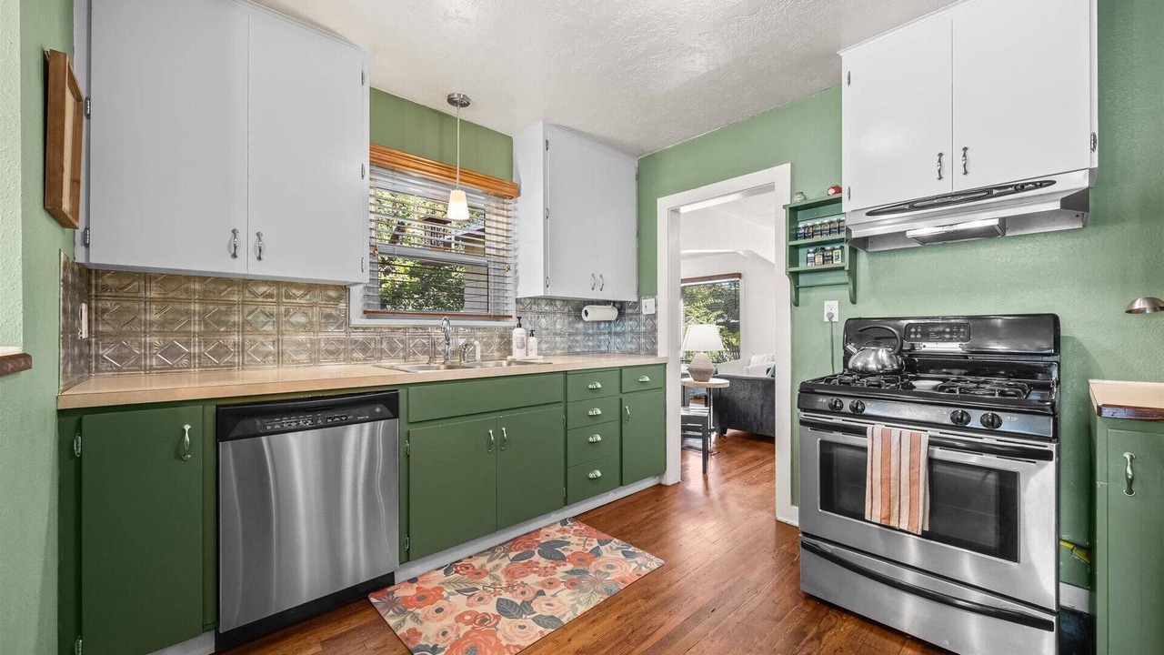 Photo of Kitchen in Sunset