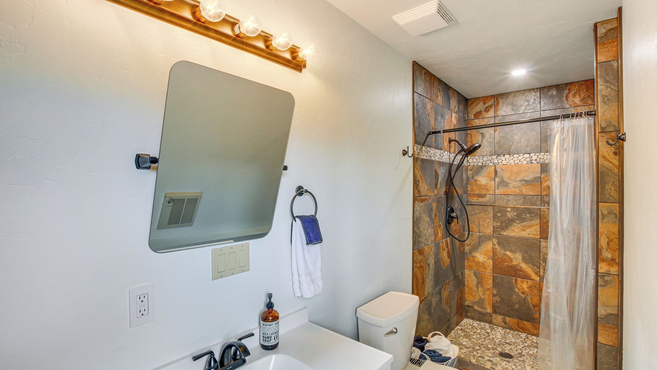 Photo of Bathroom in Oneida County