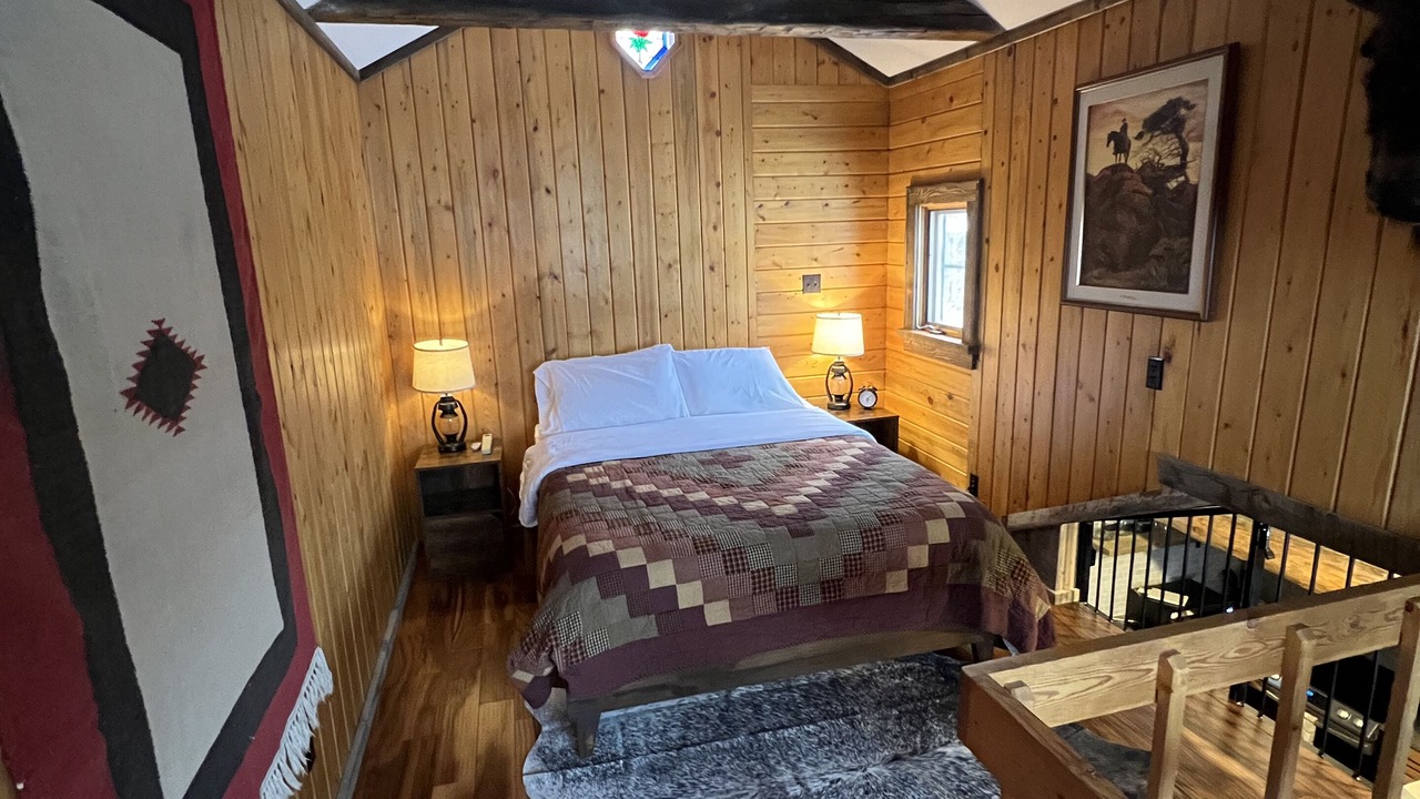 Photo of Bedroom in Gardiner