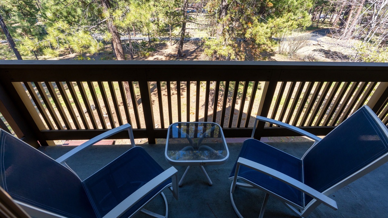 Photo of Patio Balcony in Sunriver