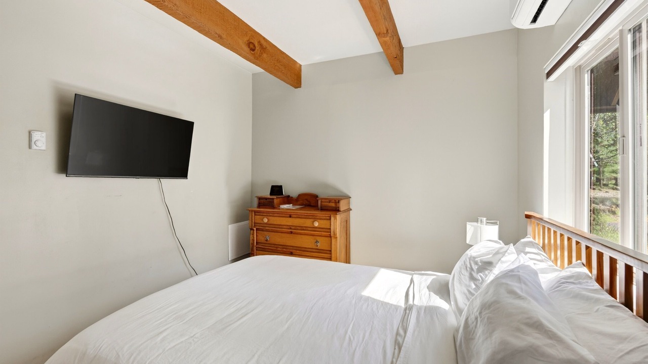 Photo of Bedroom in Sunriver