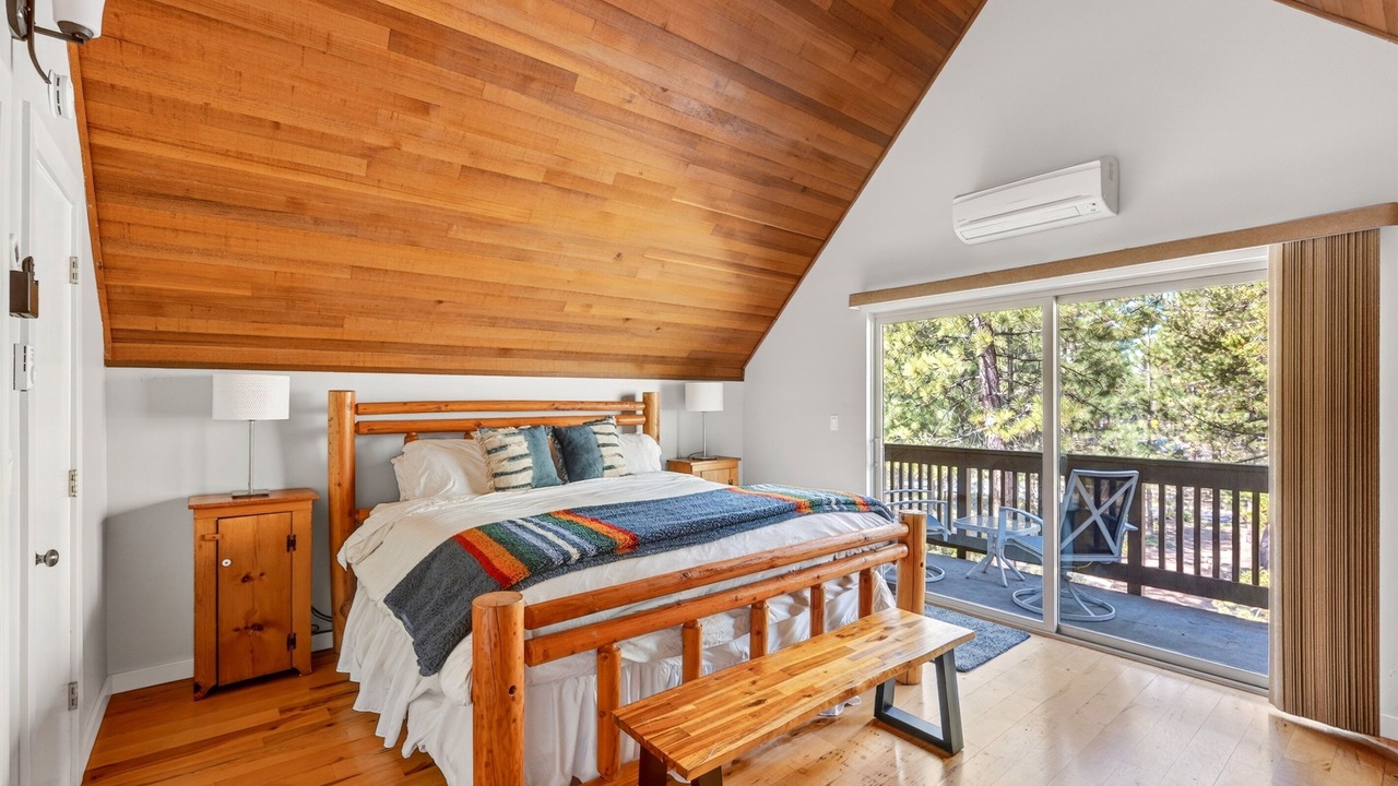 Photo of Patio Balcony in Sunriver
